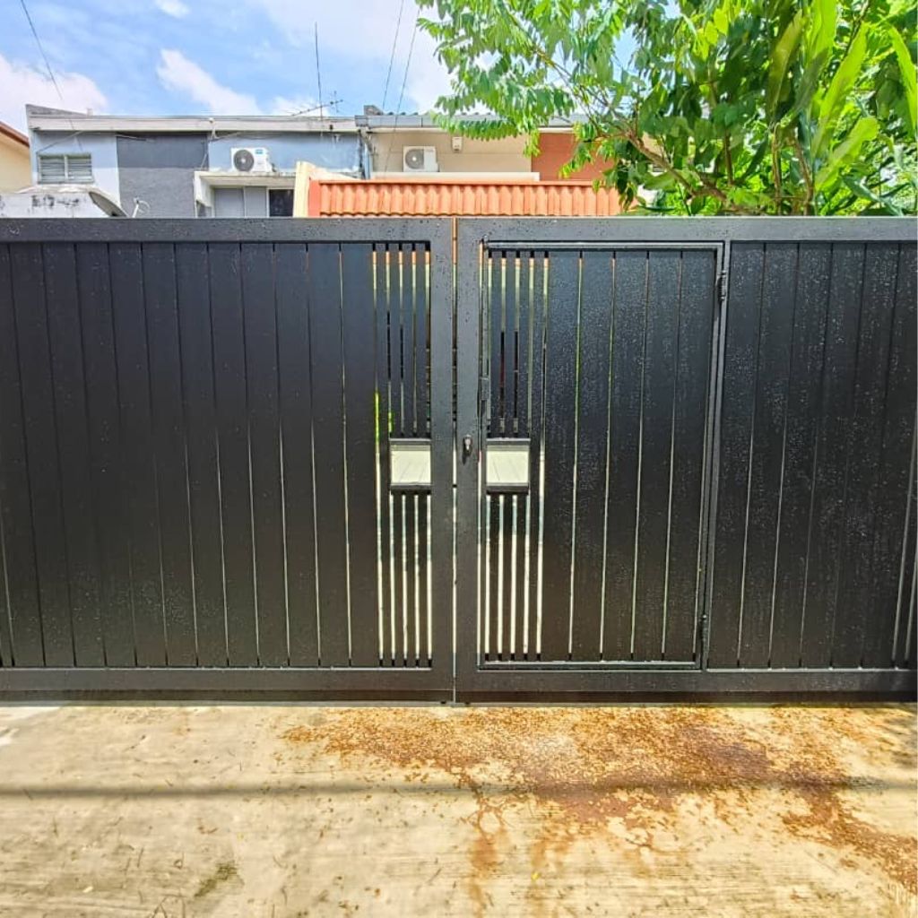 Folding Gate with Track